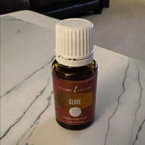 Young Living Clove Essential Oil